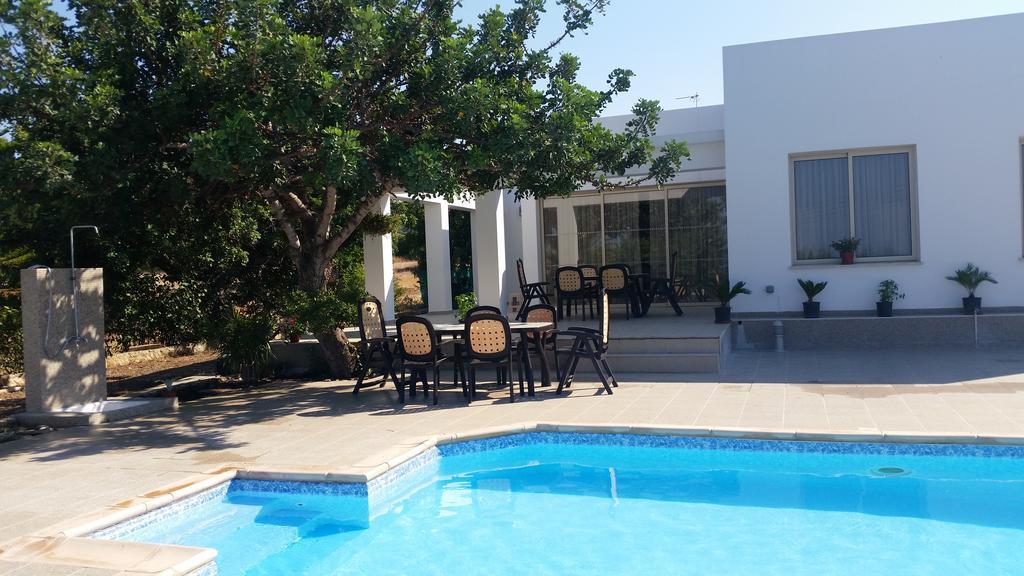 Eliofos Luxury Villa Polis Eksteriør bilde