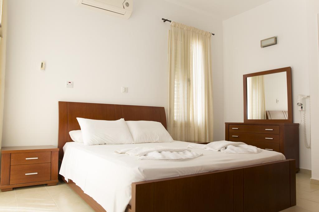 Eliofos Luxury Villa Polis Eksteriør bilde
