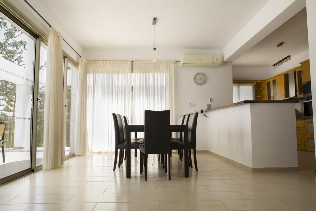 Eliofos Luxury Villa Polis Eksteriør bilde