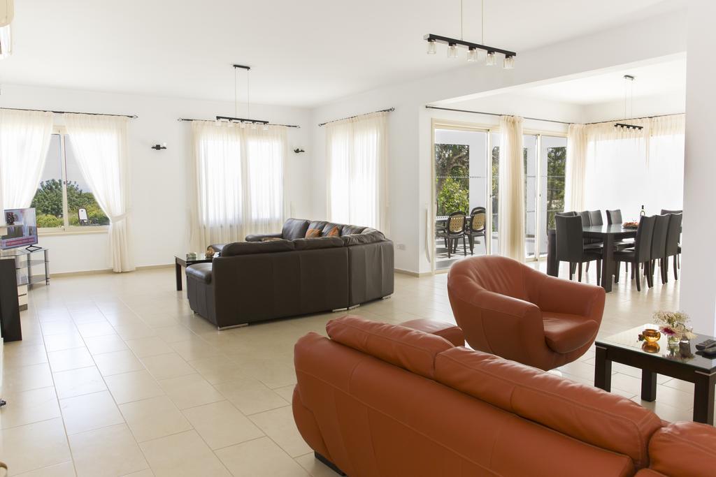 Eliofos Luxury Villa Polis Eksteriør bilde